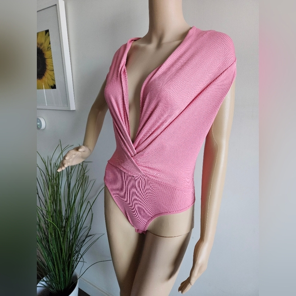 DUSTY ROSE Bodysuit - Picture 3 of 12
